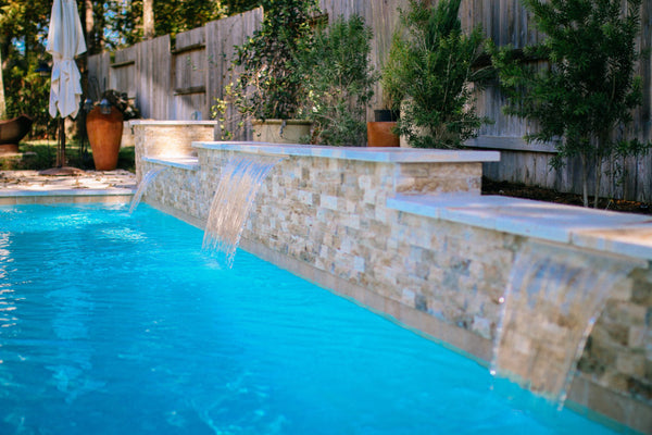 A Guide To Know Every Thing About Glass Pool Tile | Tiles & Deco ...